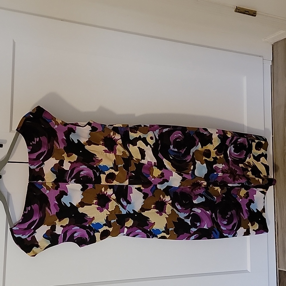 Donna Ricco Dress - Picture 3 of 8